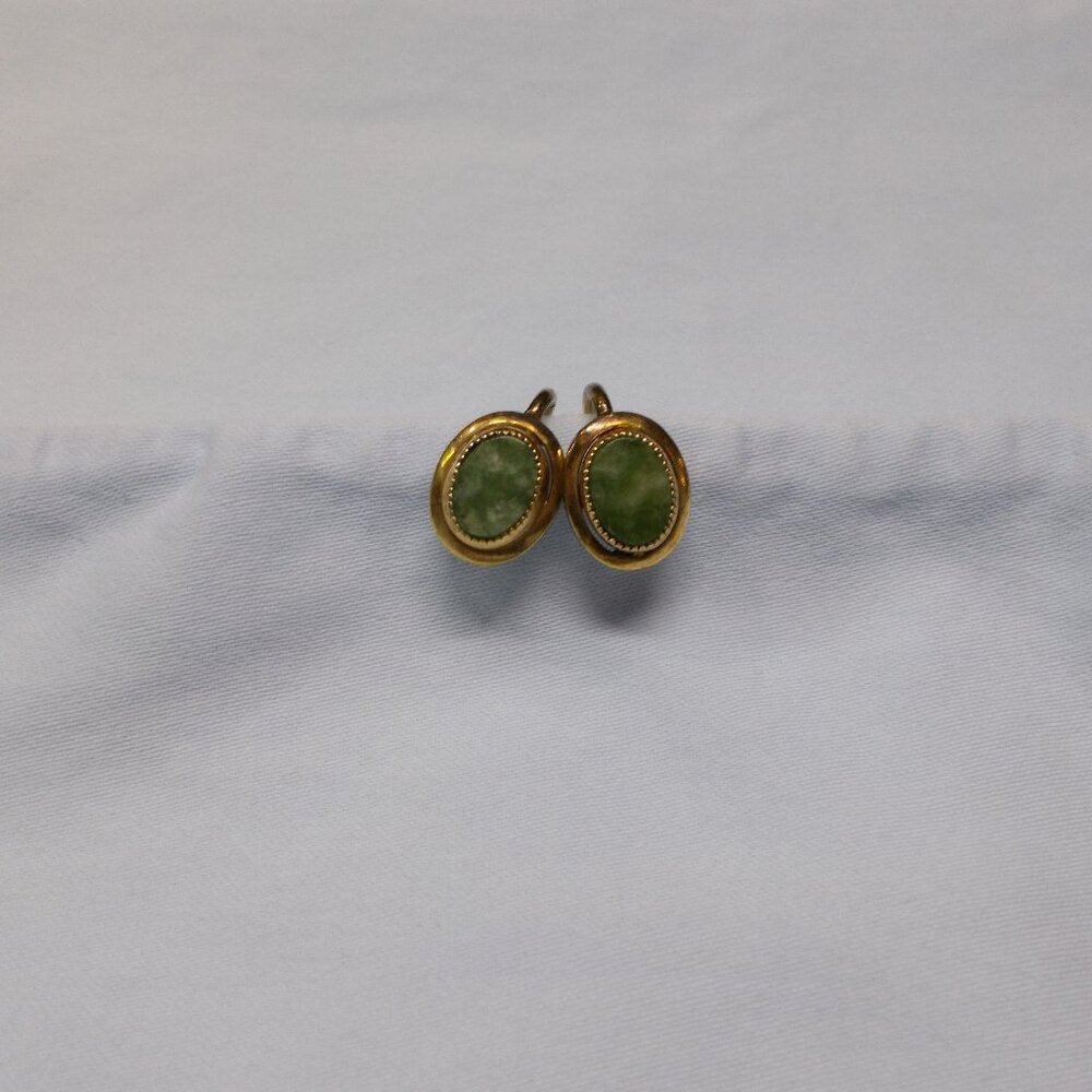 Vintage Catamore jade? screw-type earrings, 1/20 12KGF